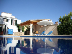 Villa Maria, bonita casa con jardín y piscina privada en Andratx, Andratx